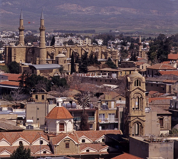 Griechische Altstadt: Blick vom Shakolas-Turm Nikosia