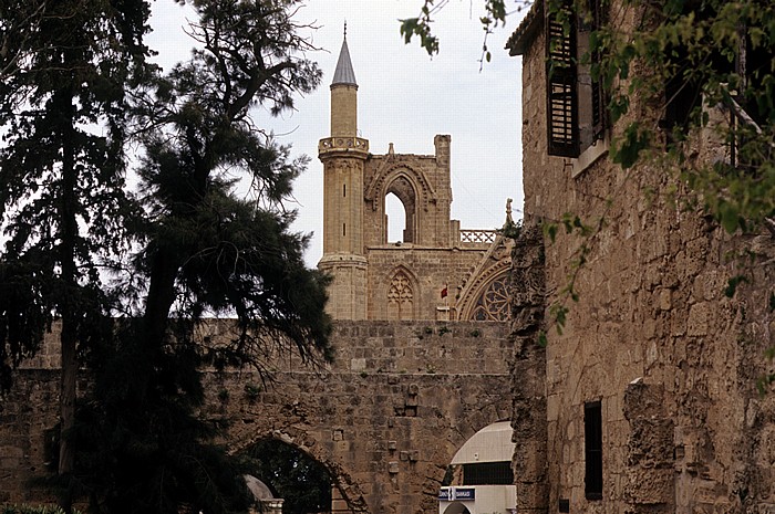 Famagusta Palazzo del Provveditore (Palast des venezianischen Militärgouverneurs) Lala-Mustafa-Moschee