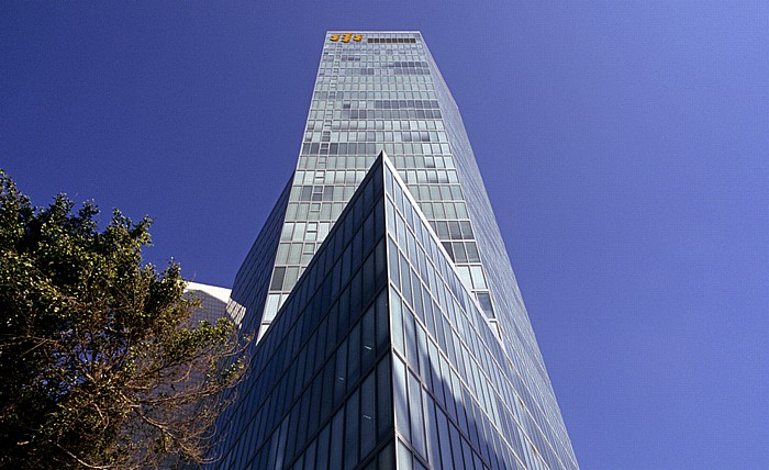 Tel Aviv Rothschild Boulevard (Sderot Rotshild): First International Bank Tower