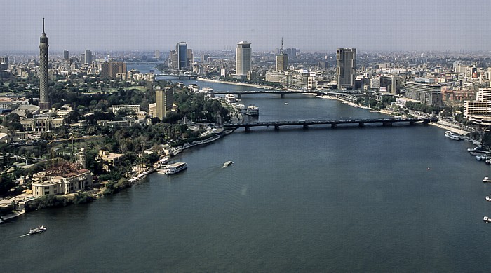 Blick aus dem Grand Nile Tower: Gezira, Nil, Downtown Kairo