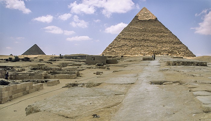 Gizeh-Plateau: Chephren-Pyramide Mykerinos-Pyramide