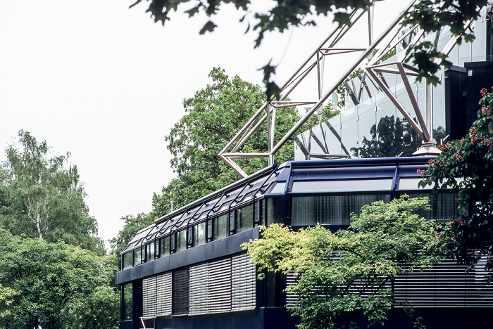 Mittlerer Schlossgarten: Carl-Zeiss-Planetarium Stuttgart