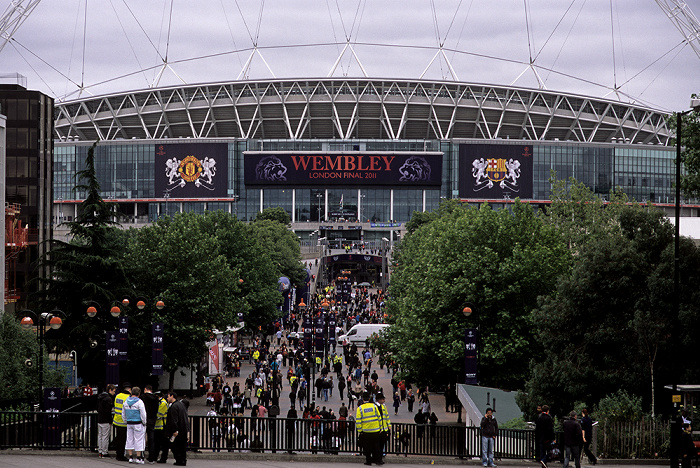 Wembley Park: Olympic Way (Wembley Way), Wembley-Stadion (Wembley Stadium) London