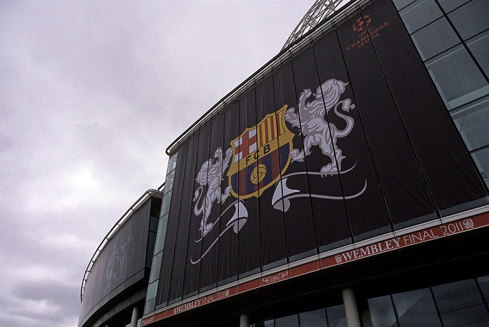 Wembley Park: Wembley-Stadion (Wembley Stadium) - Vereinslogo des FC Barcelona London