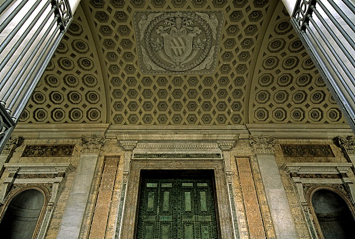 Lateranbasilika (San Giovanni in Laterano): Portikus Rom