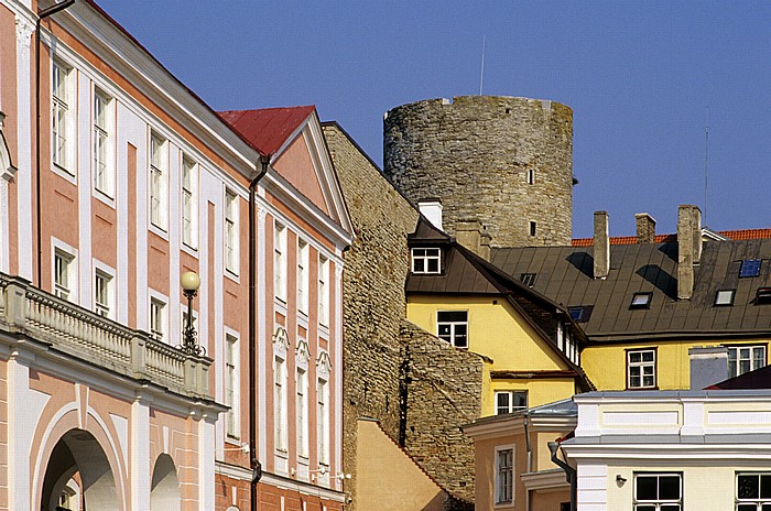 Tallinn Altstadt: Domberg - Castrum Danorum, Sitz des Riigikogu (estnisches Parlament)