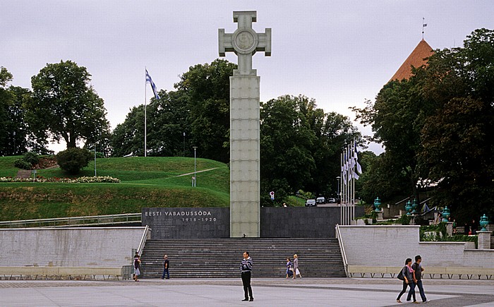 Tallinn Altstadt: Platz der Freiheit (Vabaduse väljak) Denkmal zum Sieg im Unabhängigkeitskrieg