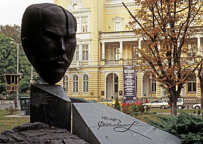 Sofia Crystal Park: Stefan-Stambolow-Denkmal Zentraler Militärklub