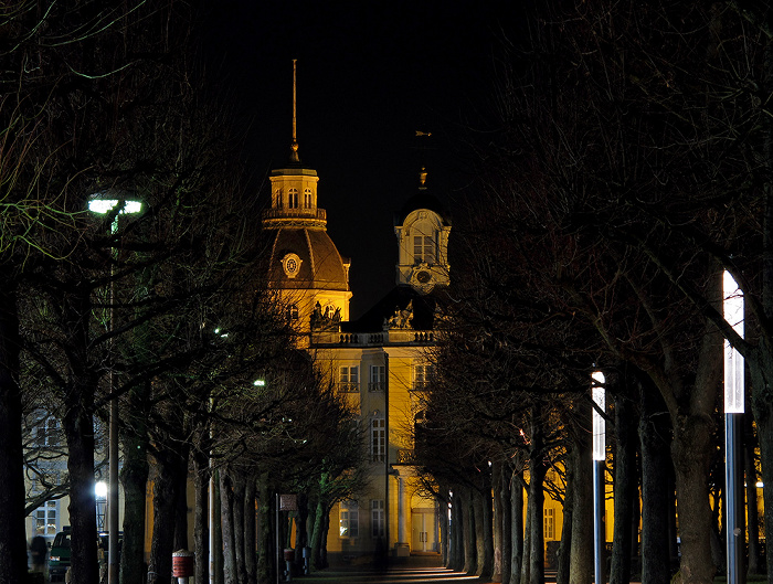 Schlossplatz, Karlsruher Schloss (Badisches Landesmuseum)