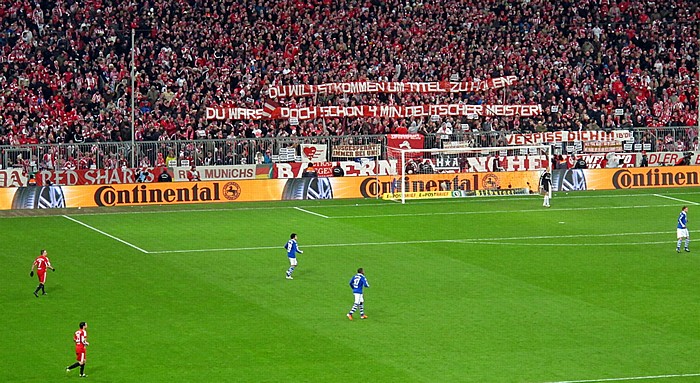Allianz Arena: DFB-Pokalhalbfinale FC Bayern München - Schalke 04