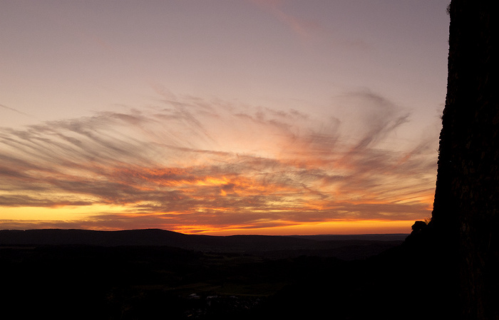 Schloss Veldenz: Sonnenuntergang über Hunsrück und Eifel