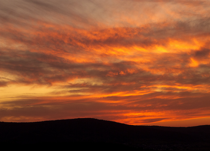 Schloss Veldenz: Sonnenuntergang über Hunsrück und Eifel Veldenz