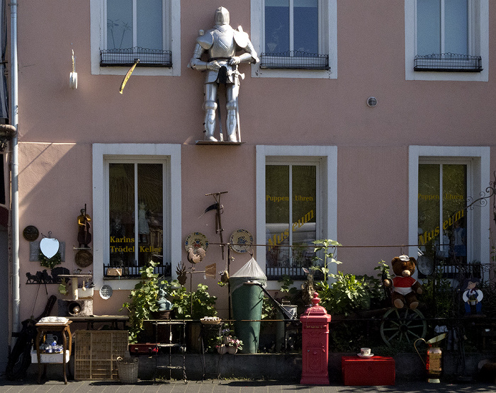 Bernkastel-Kues Ortsteil Bernkastel: Puppen- & Uhrenmuseum