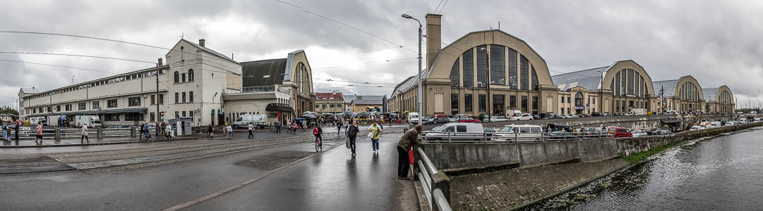 Moskauer Vorstadt (Maskavas forstate): Rigaer Zentralmarkt (Luftschiffhallen) Riga