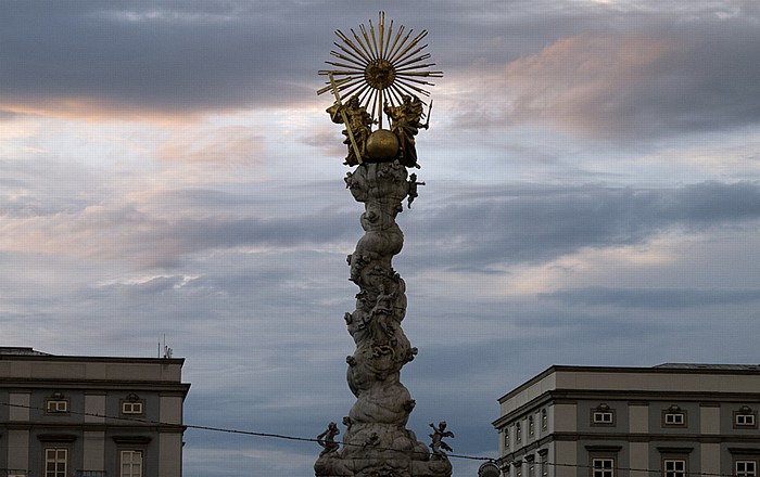 Linz Altstadtviertel: Hauptplatz mit der Dreifaltigkeitssäule