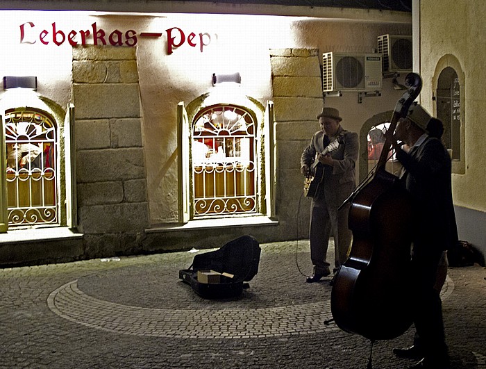 Linz Rathausviertel: Rathausgasse (Leberkas-Pepi) - Pflasterspektakel