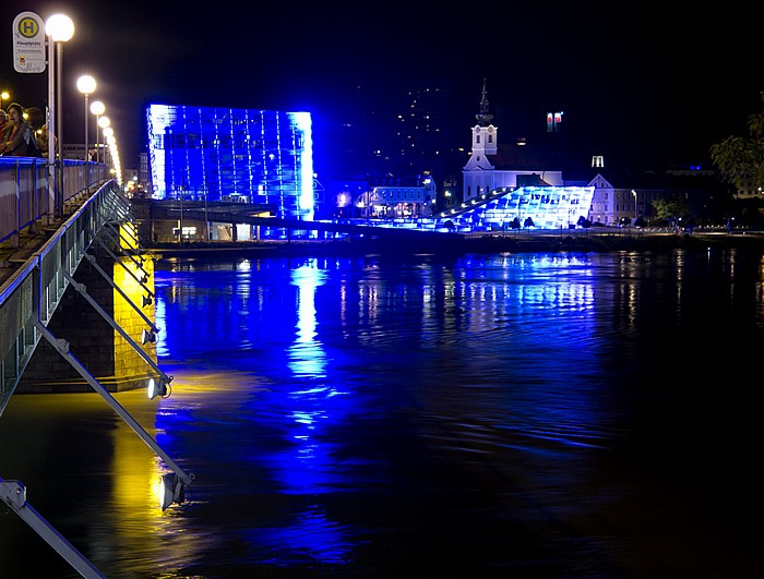 Nibelungenbrücke, Donau, Ars Electronica Center, Stadtpfarrkirche Uhrfahr Linz