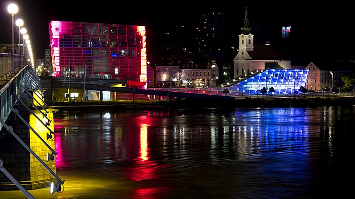 Nibelungenbrücke, Donau, Ars Electronica Center, Stadtpfarrkirche Uhrfahr Linz