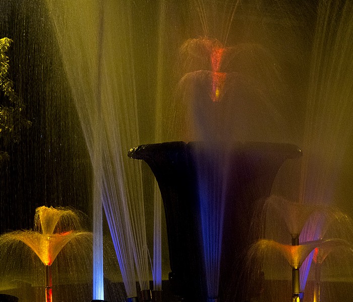 Sofia Atanas-Burov-Platz: Brunnen