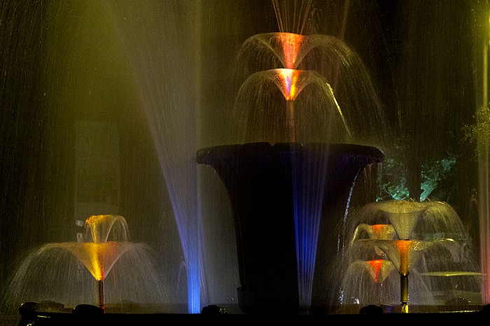 Sofia Atanas-Burov-Platz: Brunnen