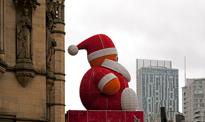 Albert Square mit Weihnachtsmarkt, Manchester Town Hall Beetham Tower