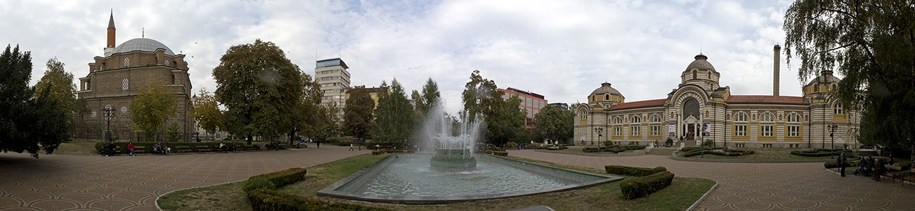 Bad-Platz (Banski-Platz): Banja-Baschi-Moschee und Zentrales Mineralbad Sofia Sofia