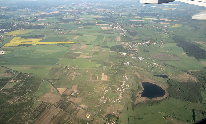 Brandenburg - Landkreis Potsdam-Mittelmark Kleiner Plessower See Neu Plötzin Werder (Havel) Luftbild aerial photo