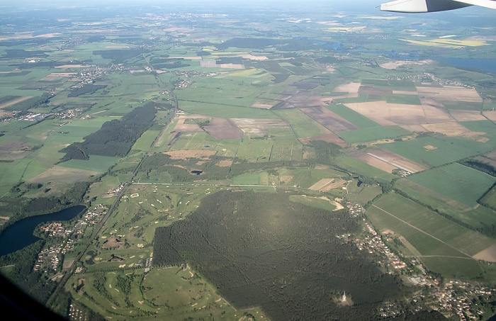 Brandenburg - Landkreis Potsdam-Mittelmark (v.l.): Kemnitz, Märkischer Golfclub Potsdam und Phöben (Werder (Havel)) Luftbild aerial photo
