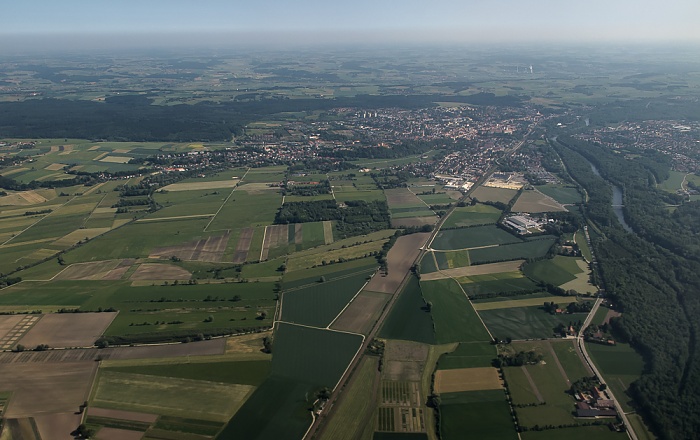 Bayern - Landkreis Freising Bahnstrecke München - Regensburg Isarauen Luftbild aerial photo