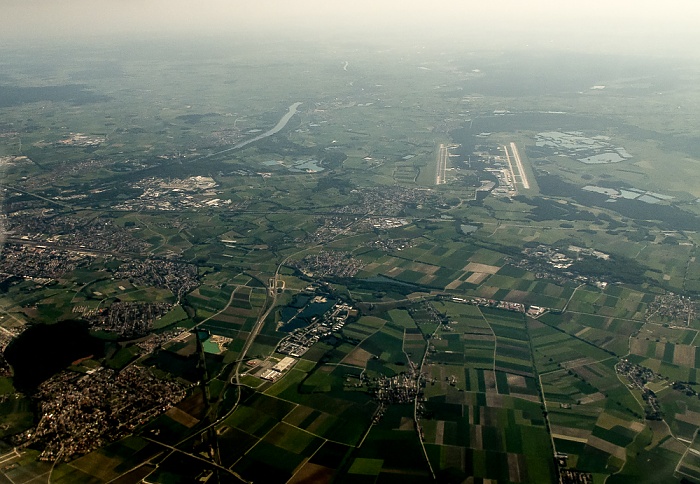 Bayern - Ingolstadt (links) / Landkreis Pfaffenhofen an der Ilm Landkreis Pfaffenhofen an der Ilm