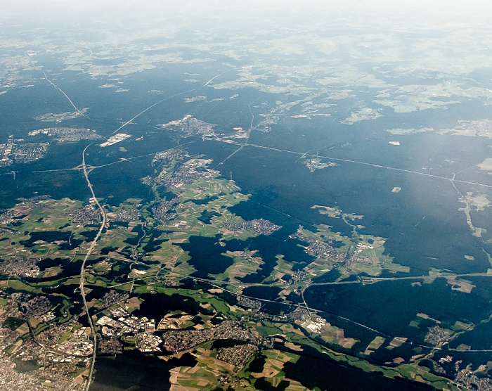 Bayern - Landkreis Roth Autobahnkreuz Nürnberg-Süd Bundesautobahn A 6 Bundesautobahn A 9 Bundesstraße B 2 Großschwarzenlohe Main-Donau-Kanal Schwanstetten Wendelstein Luftbild aerial photo