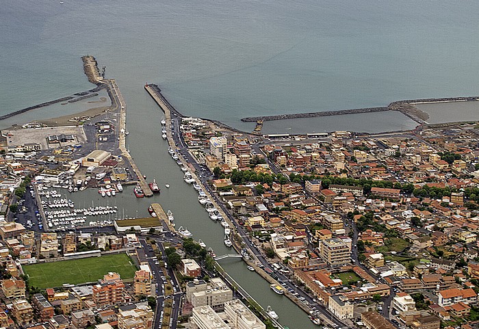Latium - Fiumicino: Canale di Fiumicino Luftbild aerial photo