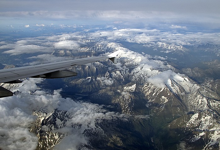 Tirol - Zillertaler Alpen Luftbild aerial photo