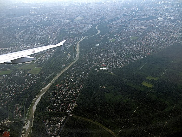 München V.l.: Sendling, Isar, Untergiesing-Harlaching, Perlacher Forst Großhesseloher Brücke Luftbild aerial photo