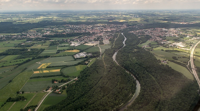 Bayern - Landkreis Freising: Isar, Isarauen, Freising Bundesautobahn A 92 Luftbild aerial photo