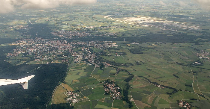 Bayern - Landkreis Freising: Freising, Isar, Isarauen, Flughafen Franz Josef Strauß Landkreis Freising