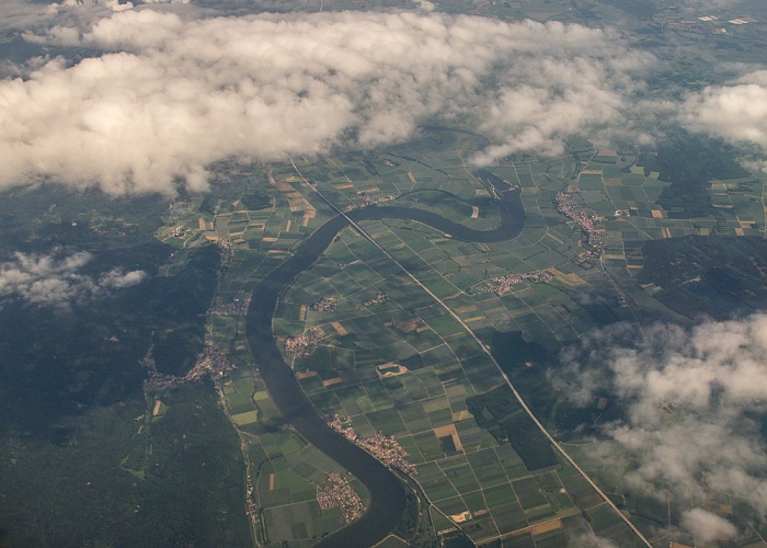 Bayern - Landkreis Regensburg: Bundesautobahn A 3, Donau Luftbild aerial photo