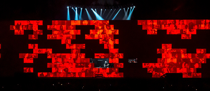 Berlin O2 World: Roger Waters - The Wall Live - The Last Few Bricks