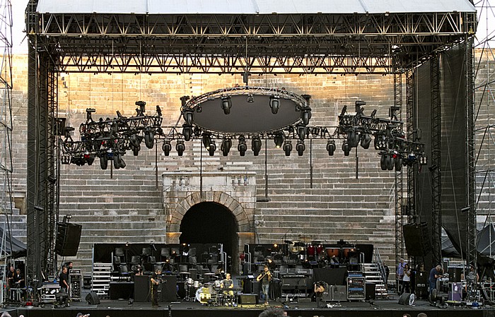 Arena di Verona: Bühne für das Deep-Purple-Konzert im Innenraum