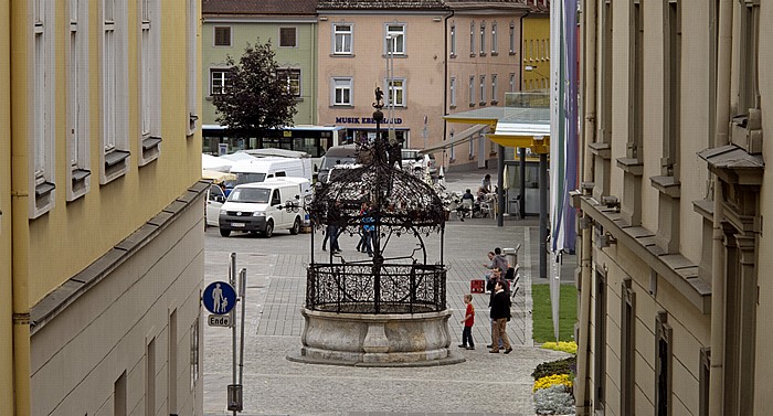 Bruck an der Mur Hauptplatz: Eiserner Brunnen
