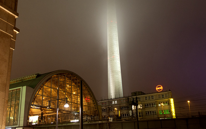 Mitte: Bahnhof Alexanderplatz, Fernsehturm Berlin