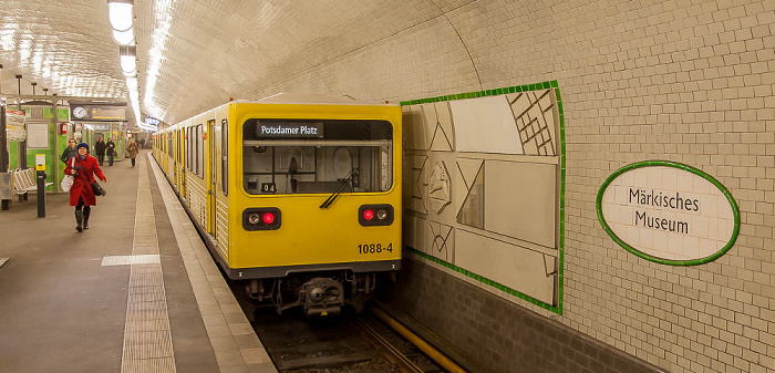 Berlin U-Bahnhof Märkisches Museum