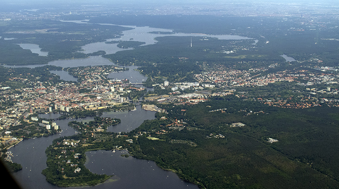 Brandenburg - Potsdam: Stadtzentrum mit Havel Luftbild aerial photo