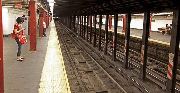 Manhattan: Cortlandt Street Subway Station New York City