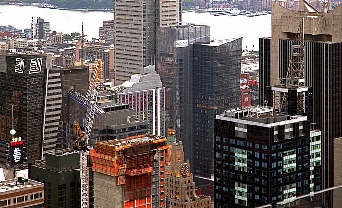 New York City Blick vom GE Building (Rockefeller Center) Top Of The Rock: Manhattan Midtown - Rund um den Times Square Hudson River