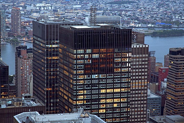 Blick vom GE Building (Rockefeller Center) Top Of The Rock: Manhattan Midtown, Hudson River und New Jersey New York City