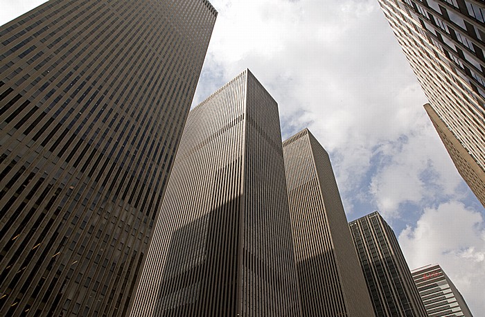 Manhattan Midtown: 6th Avenue - Rockefeller Center New York City