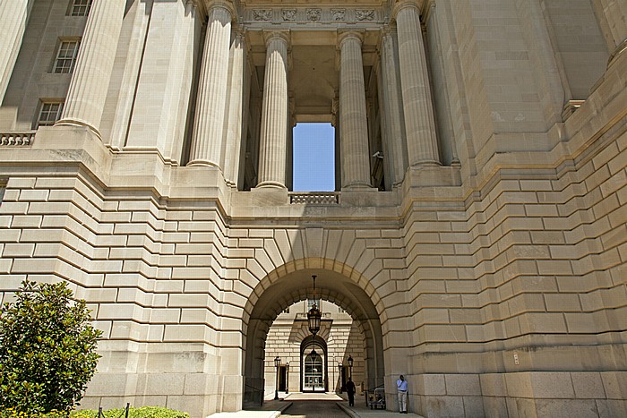 Washington, D.C. Federal Triangle: Constitution Avenue Andrew W. Mellon Auditorium United States Environmental Protection Agency
