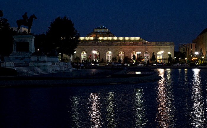 National Mall: Capitol Reflecting Pool, Ulysses S. Grant Memorial und United States Botanic Garden (USBG) Washington, D.C.