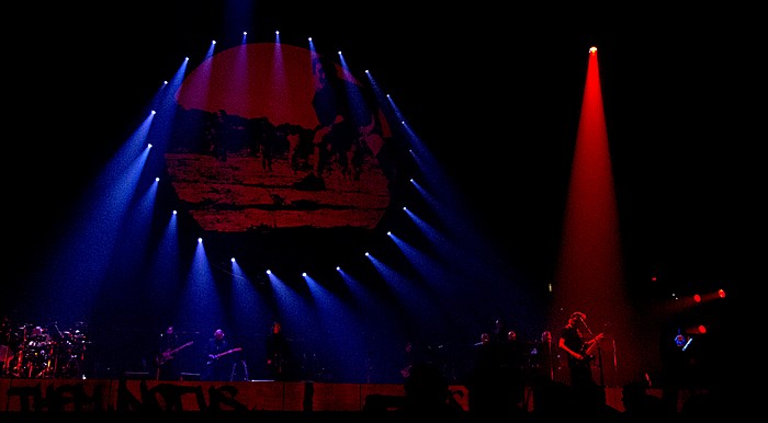 Hartford XL Center: Roger Waters - The Wall Live - Another Brick in The Wall Part 1